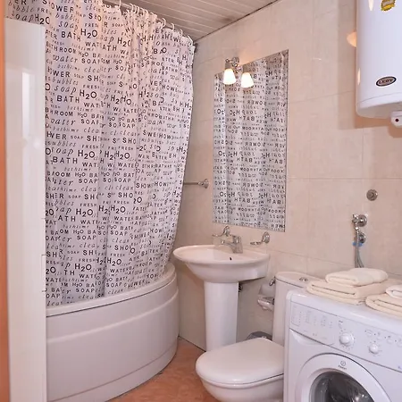 Exclusive Apartment *