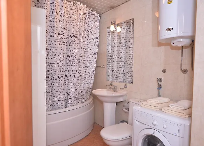 Exclusive Apartment *